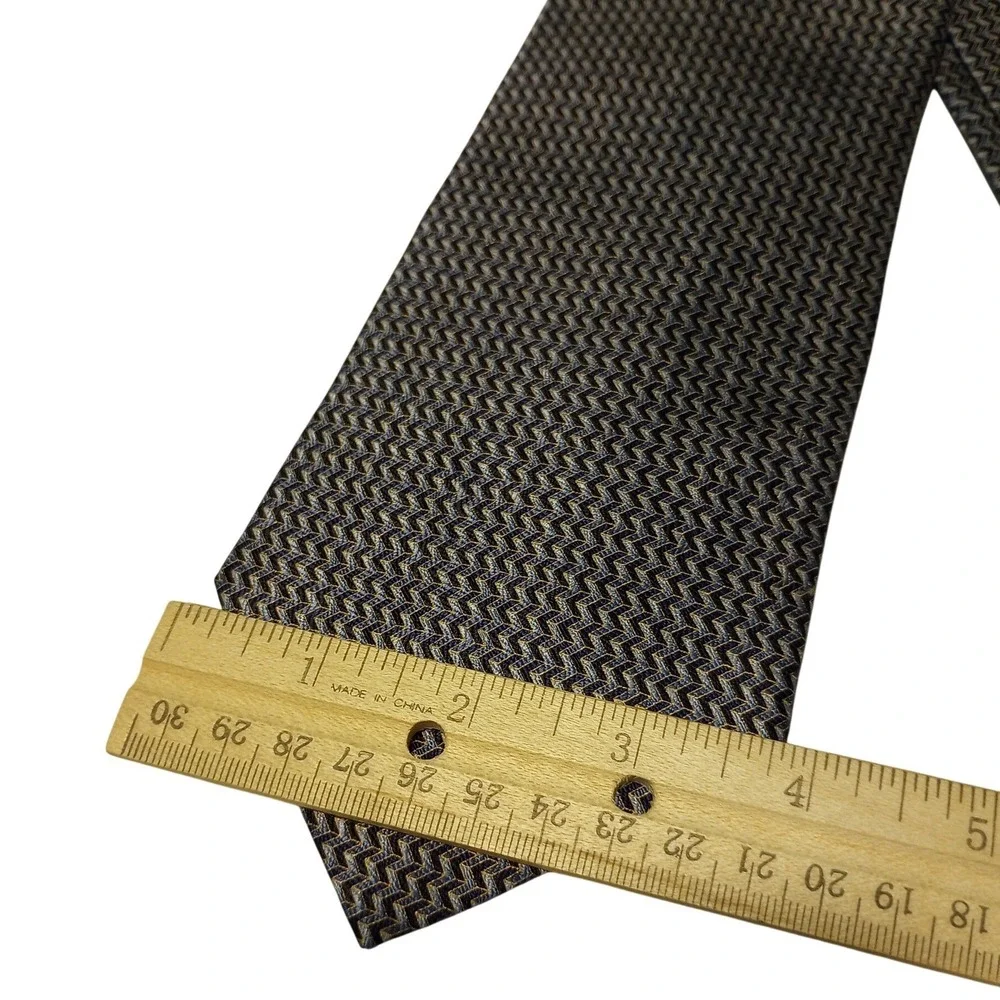 Domani Mens Silk Necktie Grey Gold‎ Navy Blue Chevron Geometric Pattern Korea